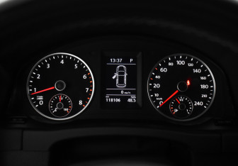 Подержанный автомобиль Volkswagen Tiguan 2015 года (17 фото)