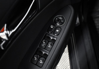 Подержанный автомобиль Hyundai i30 Hatchback 2011 года (10 фото)