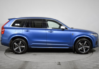 Подержанный автомобиль Volvo XC90 2018 года (4 фото)