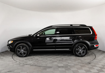 Подержанный автомобиль Volvo XC70 2008 года (8 фото)