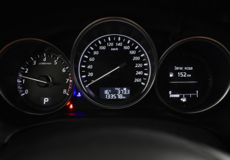 Подержанный автомобиль Mazda CX-5 2014 года (18 фото)