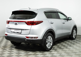 Подержанный автомобиль Kia Sportage 2018 года (5 фото)