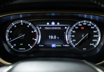 Подержанный автомобиль GAC GS5 2023 года (12 фото)