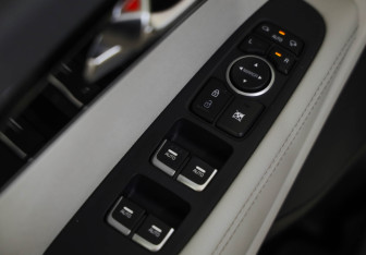 Подержанный автомобиль Kia Sorento 2018 года (22 фото)