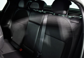 Подержанный автомобиль Citroen DS4 2013 года (12 фото)