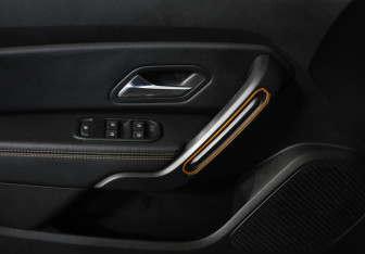 Подержанный автомобиль Renault Duster 2022 года (20 фото)