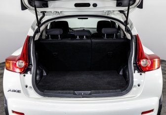 Подержанный автомобиль Nissan Juke 2012 года (17 фото)