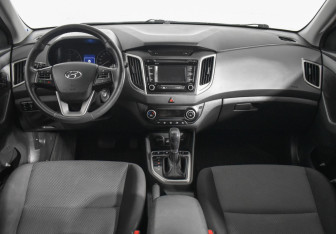 Подержанный автомобиль Hyundai Creta 2017 года (13 фото)