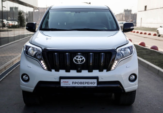 Подержанный автомобиль Toyota Land Cruiser Prado 2014 года (2 фото)