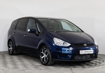 Подержанный автомобиль Ford S-MAX 2008 года (3 фото)
