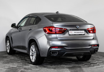 Подержанный автомобиль BMW X6 2018 года (9 фото)