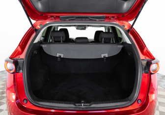 Подержанный автомобиль Mazda CX-5 2019 года (20 фото)