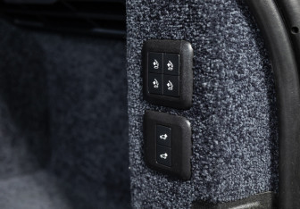 Подержанный автомобиль Land Rover Range Rover 2018 года (27 фото)