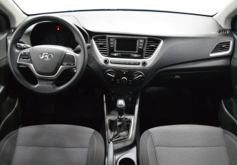 Подержанный автомобиль Hyundai Solaris Sedan 2018 года (14 фото)