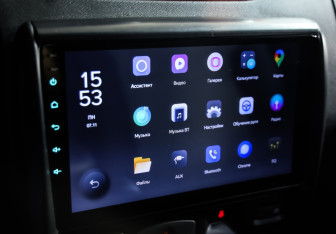 Подержанный автомобиль Renault Duster 2014 года (14 фото)