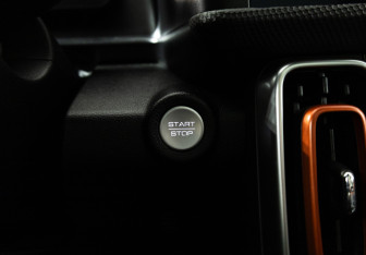 Подержанный автомобиль Haval Dargo 2023 года (18 фото)