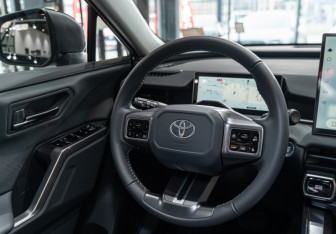 Новый Toyota RAV4 2026 (14 фото)