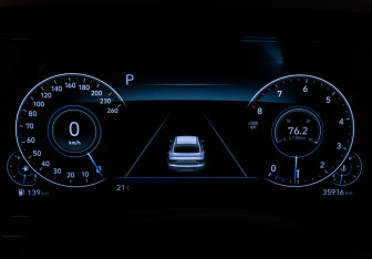 Подержанный автомобиль Hyundai Grandeur 2021 года (38 фото)