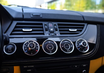 Подержанный автомобиль BMW Z4 Roadster 2011 года (20 фото)