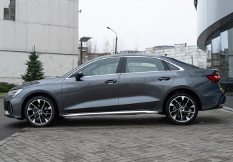 Новый Audi A3 Hatchback 2025 (4 фото)