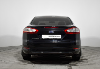 Подержанный автомобиль Ford Mondeo Sedan 2011 года (6 фото)
