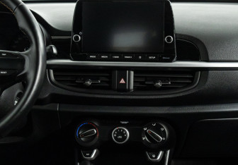 Подержанный автомобиль Kia Picanto 2021 года (14 фото)