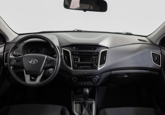 Подержанный автомобиль Hyundai Creta 2018 года (9 фото)