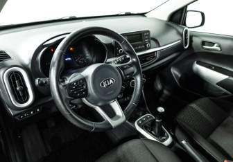 Подержанный автомобиль Kia Picanto 2018 года (11 фото)