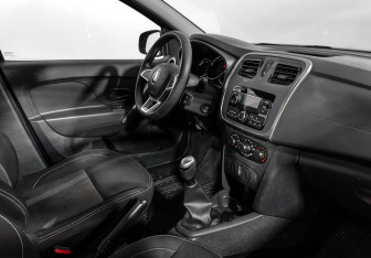 Подержанный автомобиль Renault Logan Sedan 2021 года (13 фото)