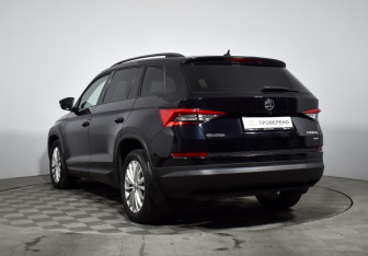 Подержанный автомобиль Skoda Kodiaq 2019 года (7 фото)