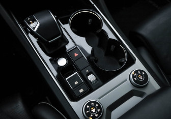 Подержанный автомобиль Volkswagen Touareg 2021 года (22 фото)