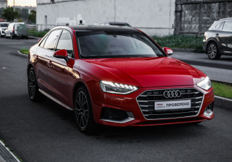 Подержанный автомобиль Audi A4 Sedan 2020 года (5 фото)