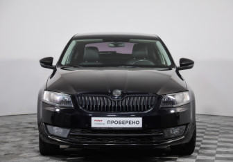 Подержанный автомобиль Skoda Octavia Liftback 2016 года (2 фото)