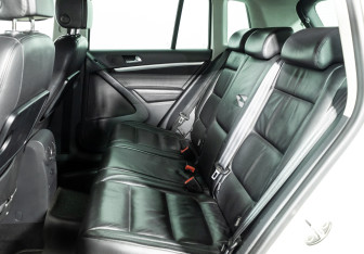 Подержанный автомобиль Volkswagen Tiguan 2012 года (10 фото)