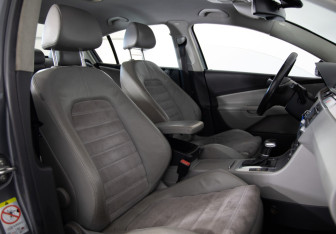Подержанный автомобиль Volkswagen Passat Sedan 2006 года (11 фото)
