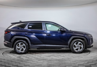 Подержанный автомобиль Hyundai Tucson 2021 года (4 фото)