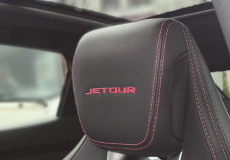 Подержанный автомобиль Jetour Dashing 2024 года (14 фото)