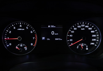 Подержанный автомобиль Kia Cerato Sedan 2019 года (12 фото)