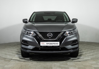 Подержанный автомобиль Nissan Qashqai 2021 года (2 фото)