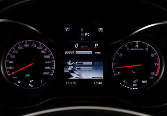 Подержанный автомобиль Mercedes-Benz GLC AMG 2016 года (37 фото)