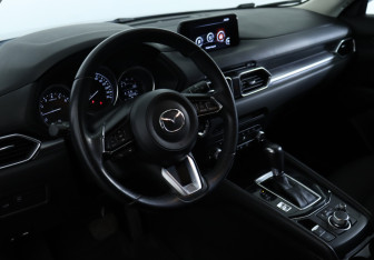 Подержанный автомобиль Mazda CX-5 2019 года (13 фото)
