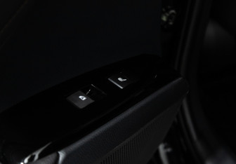 Подержанный автомобиль Toyota Camry Sedan 2020 года (23 фото)