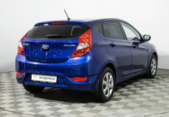 Подержанный автомобиль Hyundai Solaris Hatchback 2013 года (5 фото)