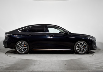 Подержанный автомобиль Chery Arrizo 8 2023 года (4 фото)