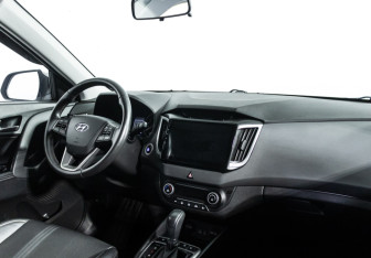 Подержанный автомобиль Hyundai Creta 2017 года (18 фото)