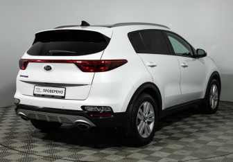 Подержанный автомобиль Kia Sportage 2018 года (5 фото)