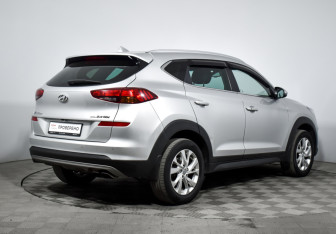 Подержанный автомобиль Hyundai Tucson 2019 года (5 фото)