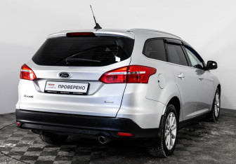 Подержанный автомобиль Ford Focus Wagon 2018 года (5 фото)