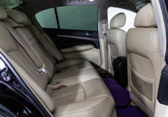 Подержанный автомобиль Infiniti G Sedan 2012 года (21 фото)