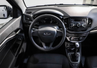 Подержанный автомобиль LADA (ВАЗ) Vesta Sedan 2020 года (10 фото)